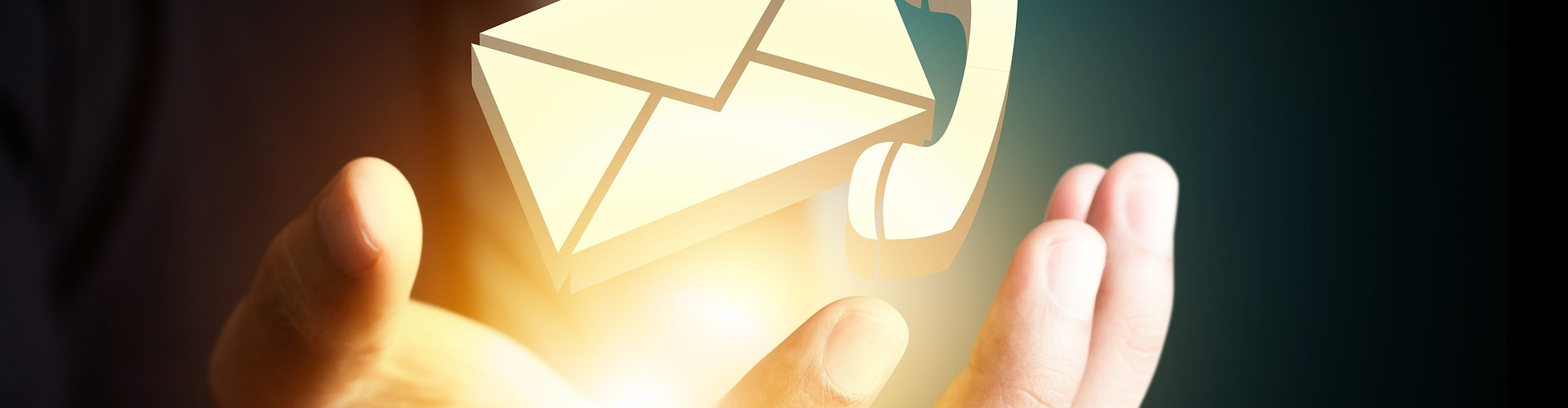 Contatti telefono mail